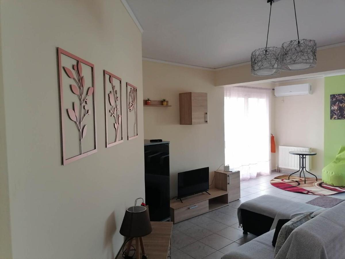 Treasure Star B&B Salamis Bagian luar foto